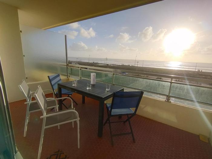 Appartement confortable, face à la mer, animaux admis - FR-1-323-449