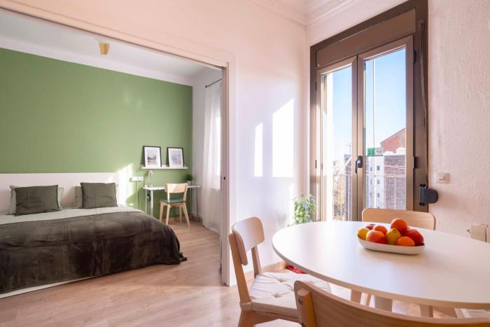 Sunny Apt Barcelona 22@