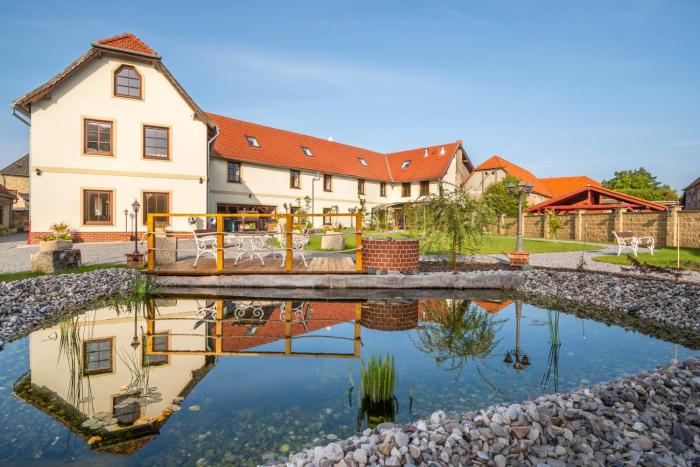 Kokořín Apartments