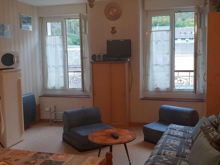 Appartement 4 personnes Hyper-centre Cauterets - FR-1-234-299