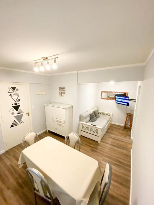 Depto Colón y Olavarria a 1 cuadra del mar SE RESERVA CON SEÑA