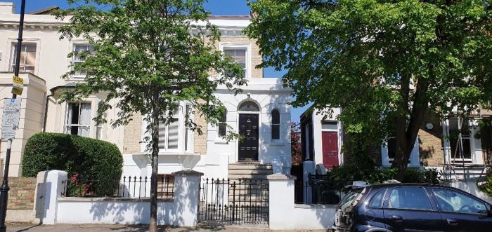 Charming Victorian Property with Aircon in Central London