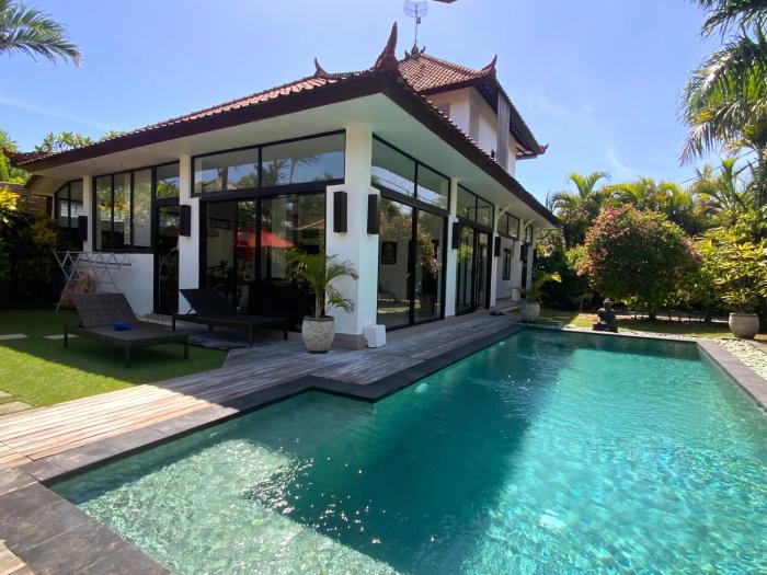 Villa Surga