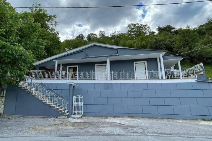 Serenity Traditional House