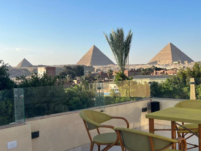 Regent Pyramids View