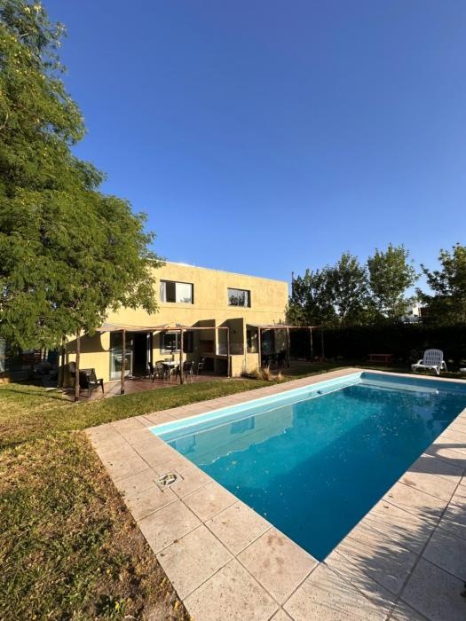 DUPLEX LOS CEREZOS VISTALBA