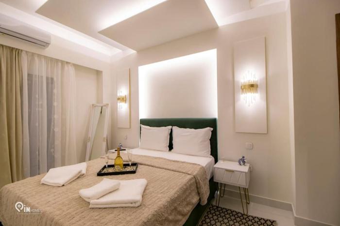 FF Films - Athenian Luxury Residence