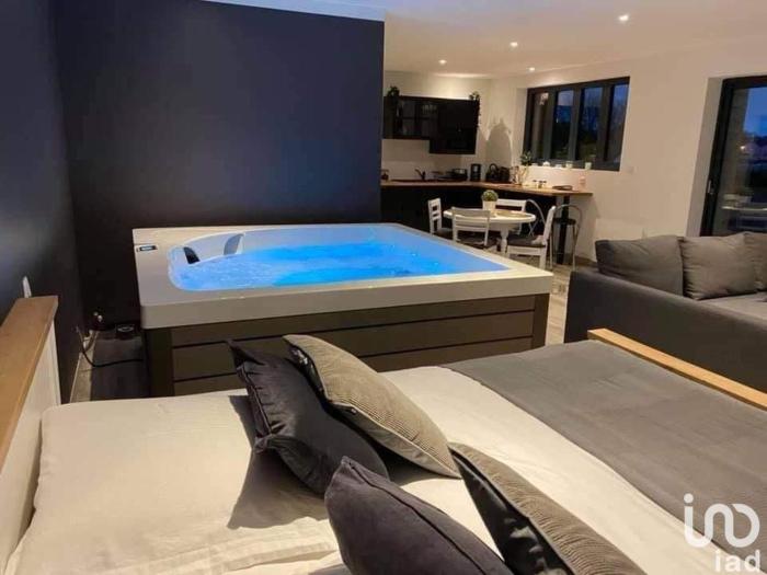 Au delà des Remparts