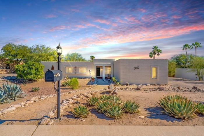 Serene Desert Escape with Pool & Grill, Sleeps 8