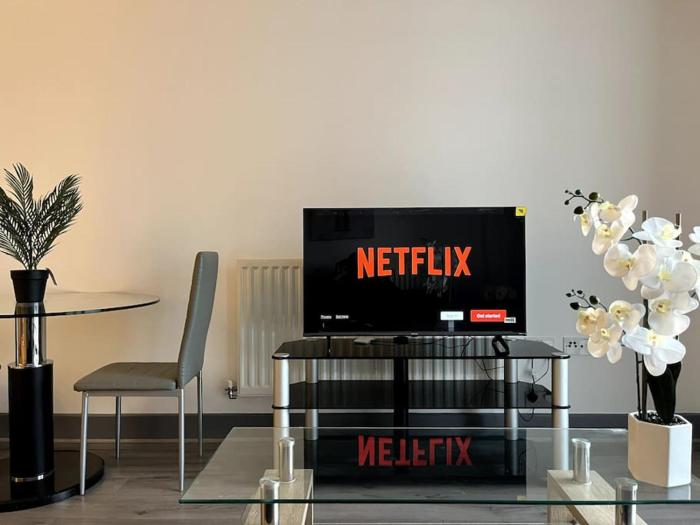 Beautiful 1 Bed Apartment City Centre Birmingham! Awesome Location!