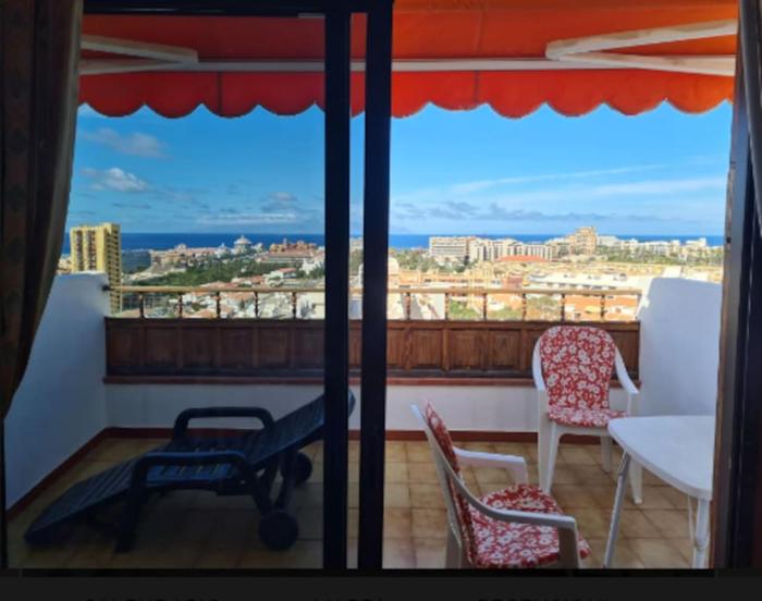 Rooftop Apt Los Cristianos