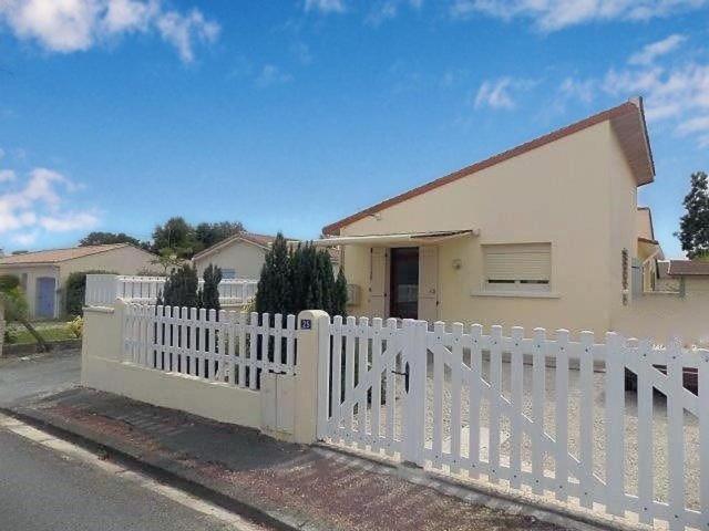 Saint Palais sur Mer - MAISON située rue des Ecoles - AU CALME