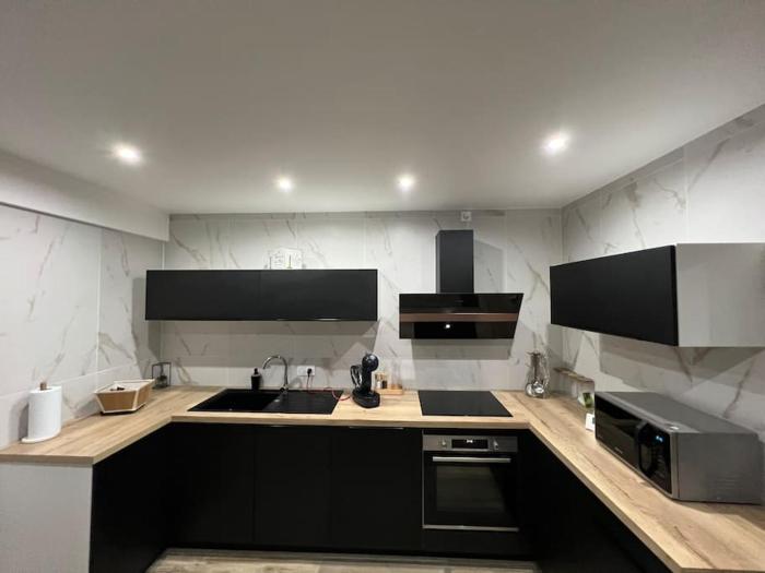 Villa 408