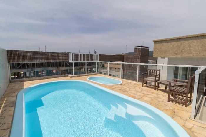 223K - Lindo Apartamento de 3 dormitórios na praia de Bombas