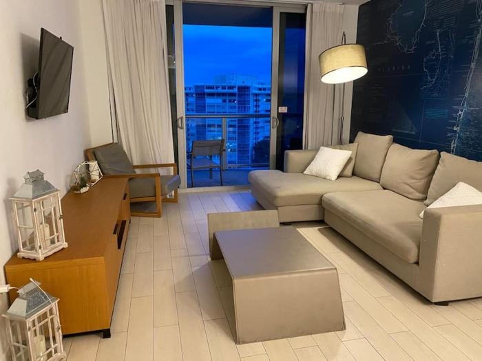 Beachfront Miami Apartment with Full Kitchen -A