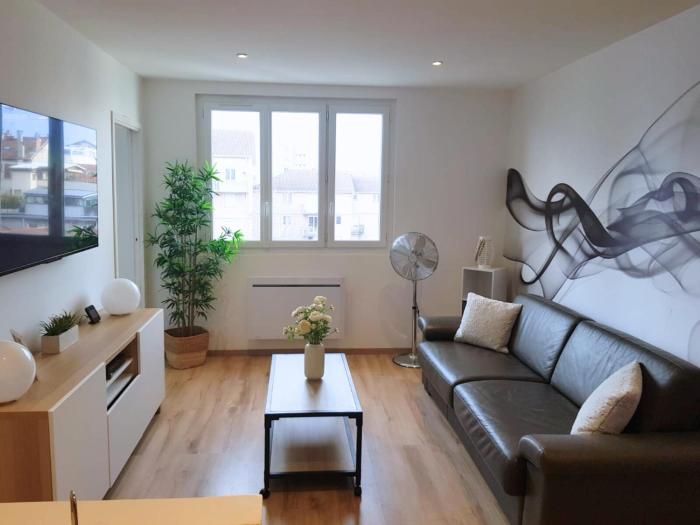 Vue Montagne - Appt Cosy et calme - Netflix - Fibre