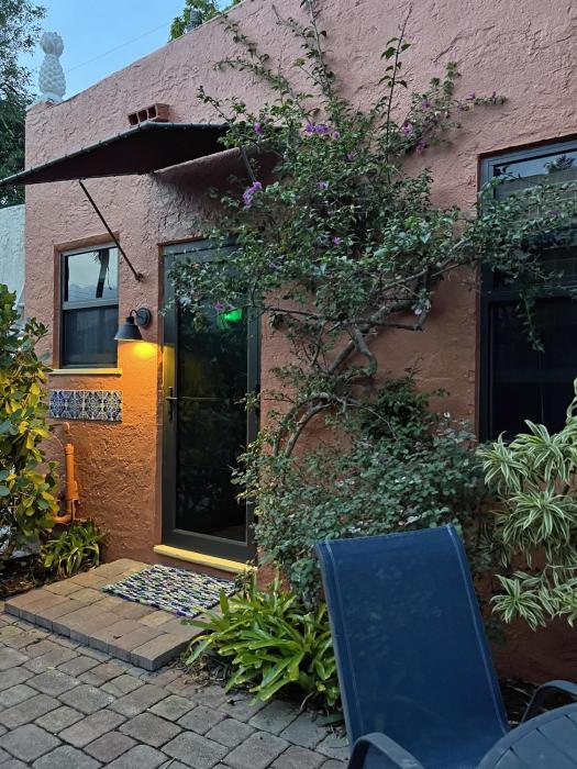 The Cottage at Pineapple House