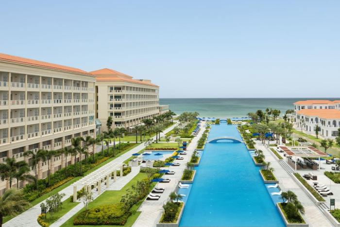 Sheraton Grand Danang Beach Resort & Spa
