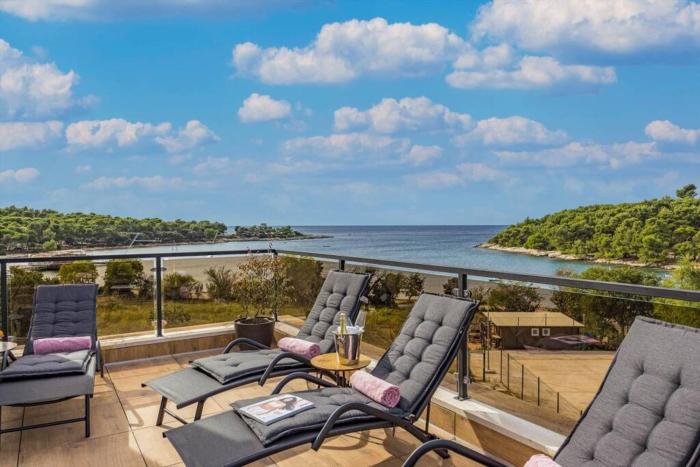 Villa Palma - seaside luxury villa for 6 person!