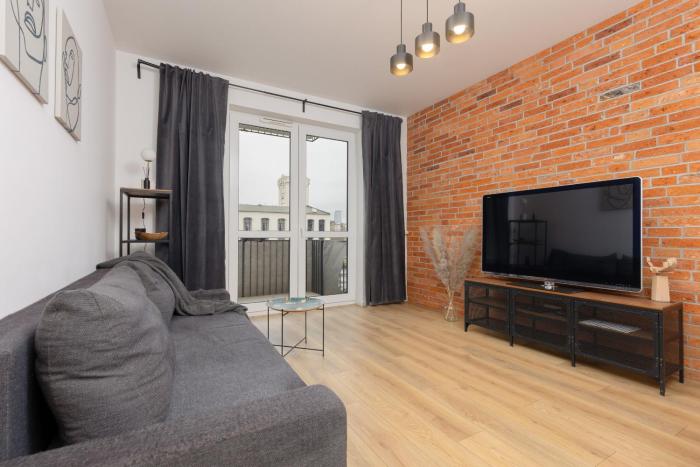 Minimalist Apartment in Łódź With Parking Near Łódź Kaliska by Renters