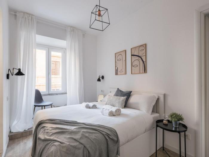The Best Rent - Three-room apartment near the Colosseum