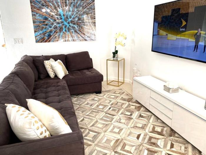 ZION Miami Design District 2 Bedroom amongst the trees!