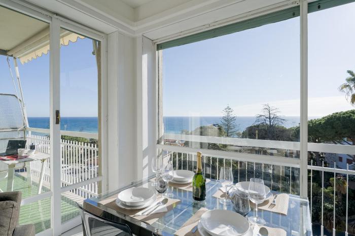 GuestHost - Sanremo Seaview Terrace Mini Flat