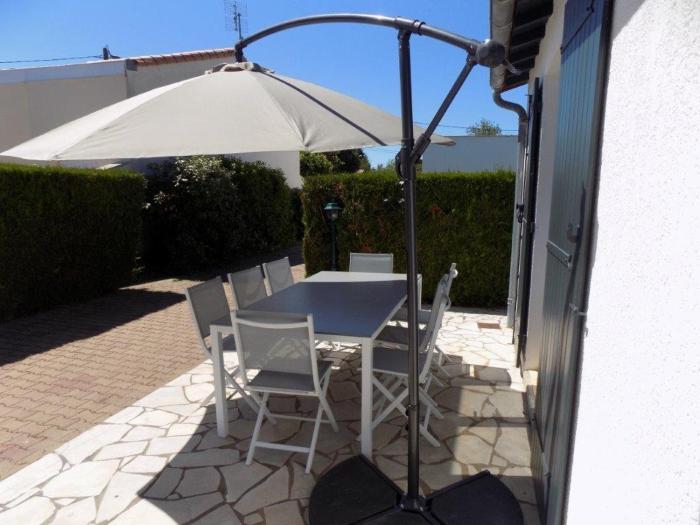 Saint Palais sur Mer - MAISON années 80 ENTIEREMENT RENOVEE avec GOUT