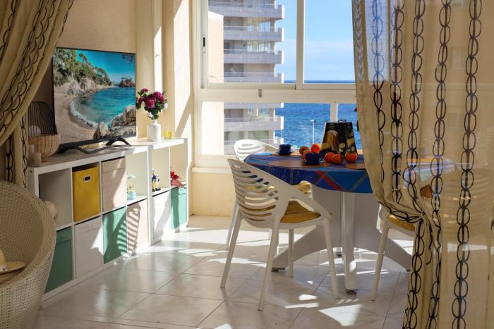 Vainilla, piscina y acceso directo a la playa