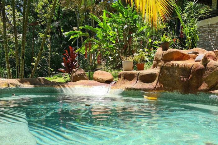 Casa de campo rodeada de naturaleza