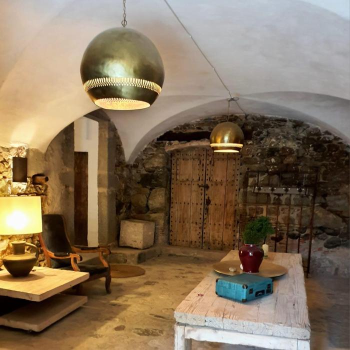 CASA RURAL DE ENSUEÑO EN CANTALLOPS CON 9 HABITACIONES DOBLES CON BAÑO PRIVADO Y PISCINA DE 20M x 2,70M