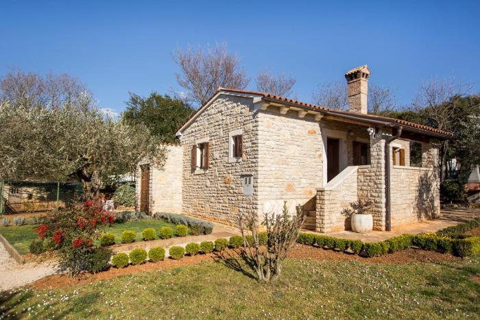 Family friendly house with a parking space Rovinj - 22074