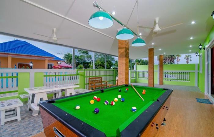 Green house Pool Villa