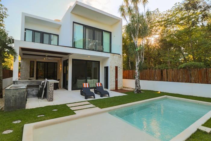 Villa Familiar con Alberca Privada en Tulum Country Club Riviera Maya