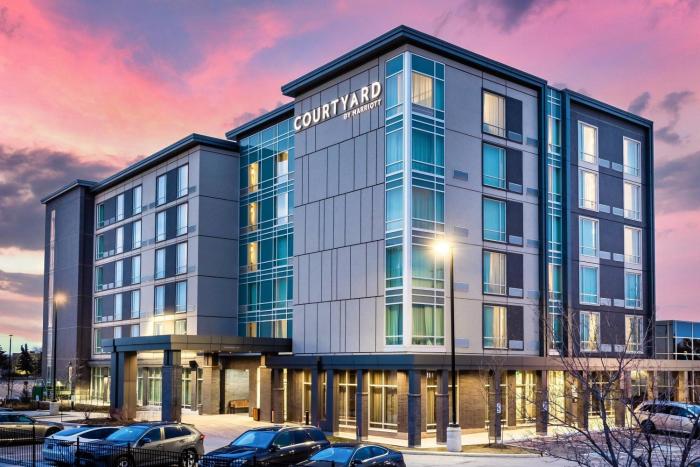 Courtyard by Marriott Burlington-Oakville