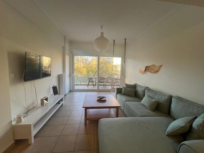 Spacious 3bdr apart wbalcony-5 mins to acropolis