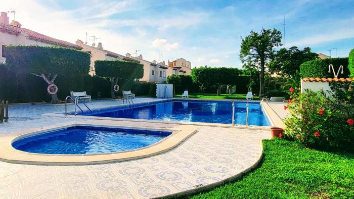 Spanish Apartment With pool