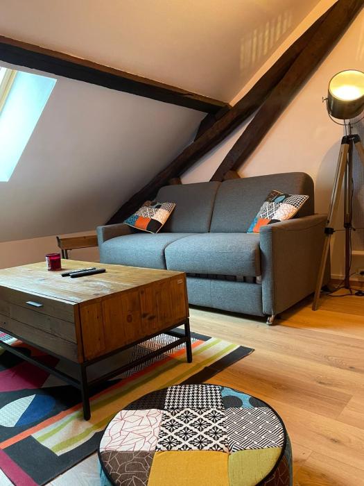 Atypique et central, 4 personnes et garage privé