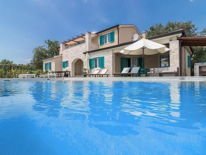 Villa Martha in Central Istria with private pool - wellness & table tennis for 12 persons