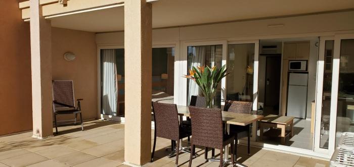 CAP HERMES 2-3 pieces avec grande terrasse et apercu mer