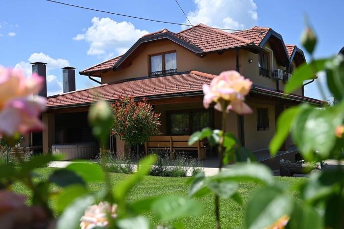 STRUČIĆ WINERY ESTATE