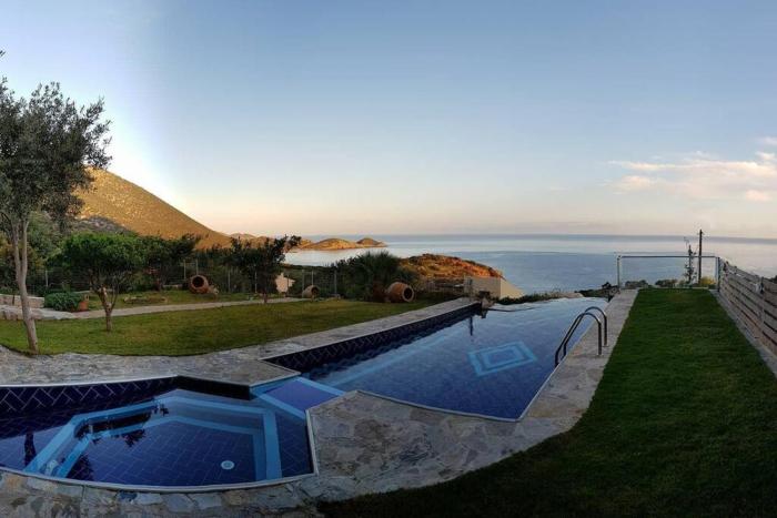 Traditional Cretan Style Villa