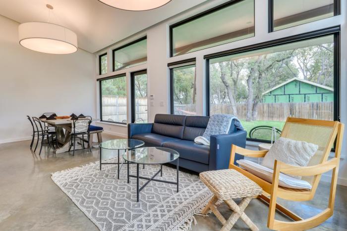 Dog-Friendly Austin Guest House 3 Mi to Downtown
