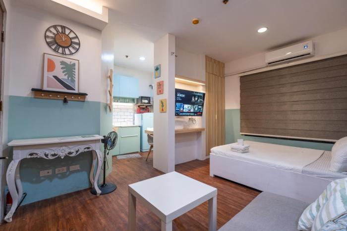 La salle Avenue Condo Residences