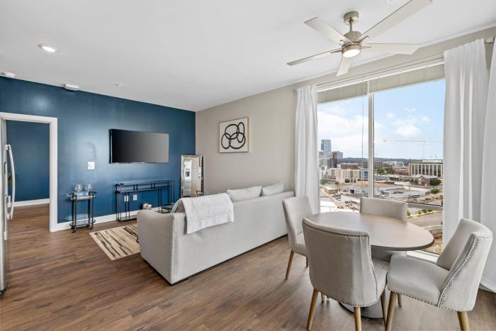 The Malibu Suite Penthouse The Gulch