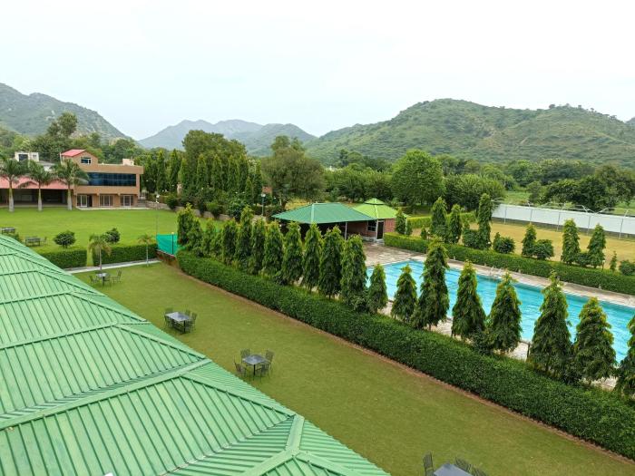 WILD RIDGE SARISKA RESORT