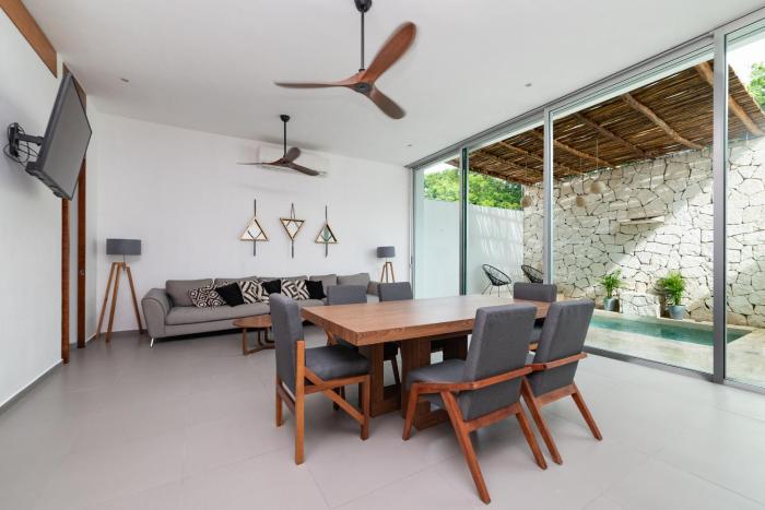 Relaxing 2 bedroom apartement in the center of tulum with private pool and terrace