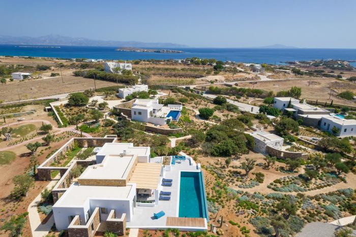 ELEONAS Paros estate - villas with private pools OR jacuzzi & professional tennis court