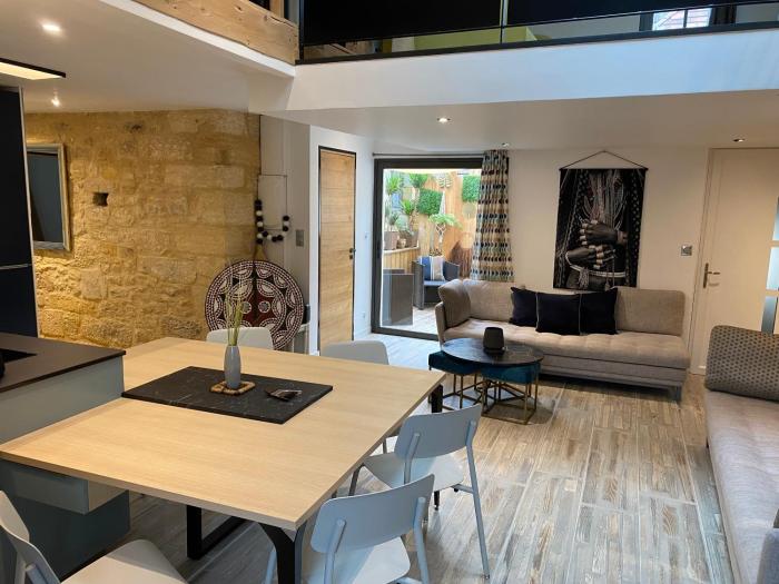 Appartement avec Terrasse & Parking Sarlat centre