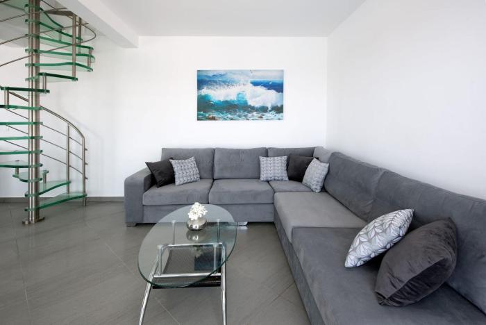 Cp 5 Bedrooms NL Villas Lucas Clara Pyrgi